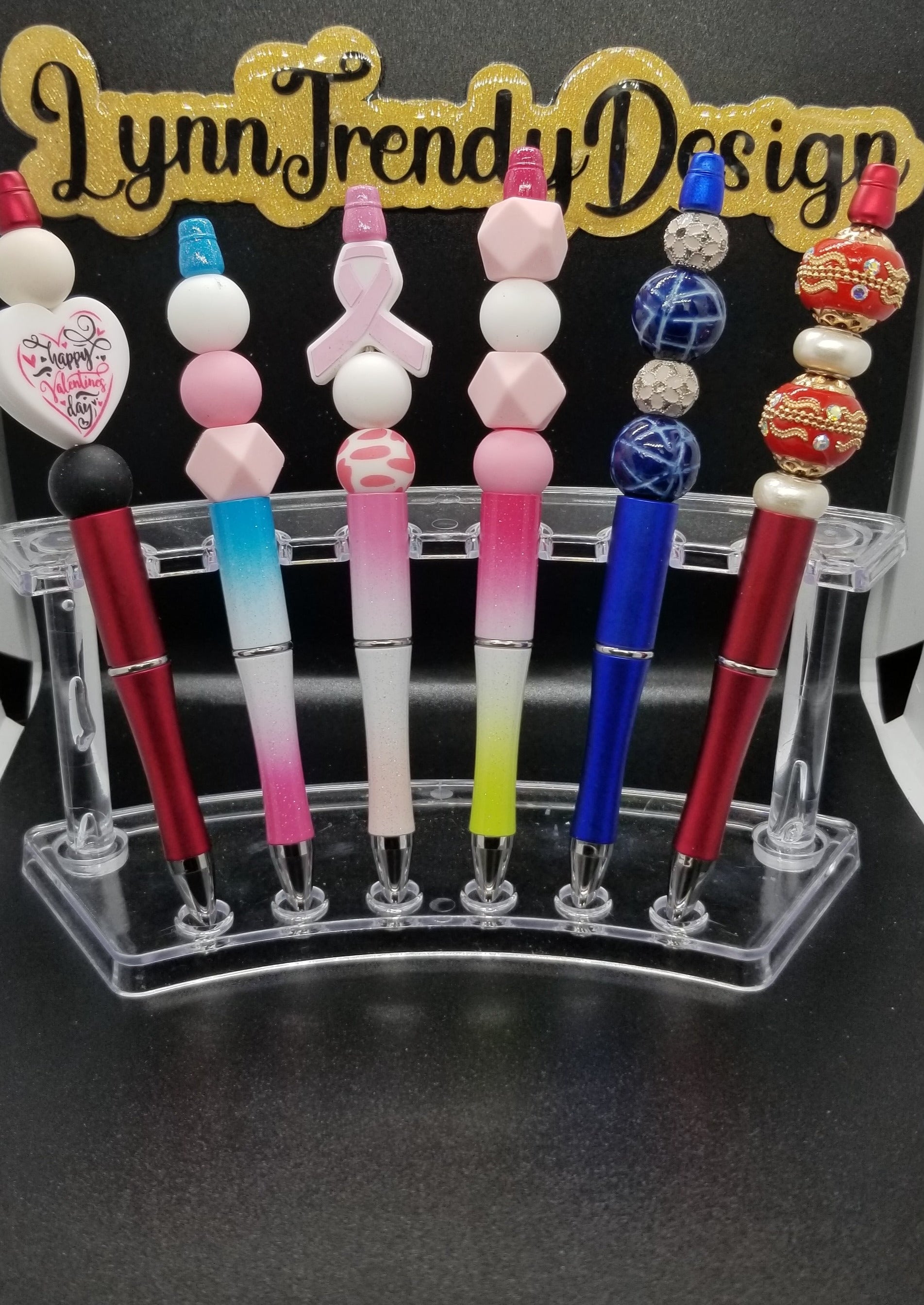 There are some any different  pens to choose from..