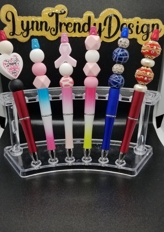 There are some any different  pens to choose from..